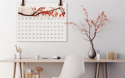 Kalendarze z nadrukiem: Innowacyjne techniki druku na rok 2026