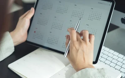 Papier czy aplikacja? Dlaczego powrót do kalendarzy analogowych to rosnący trend wśród menedżerów.